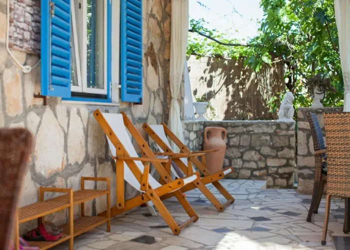 Apartman Golden Coast Vis